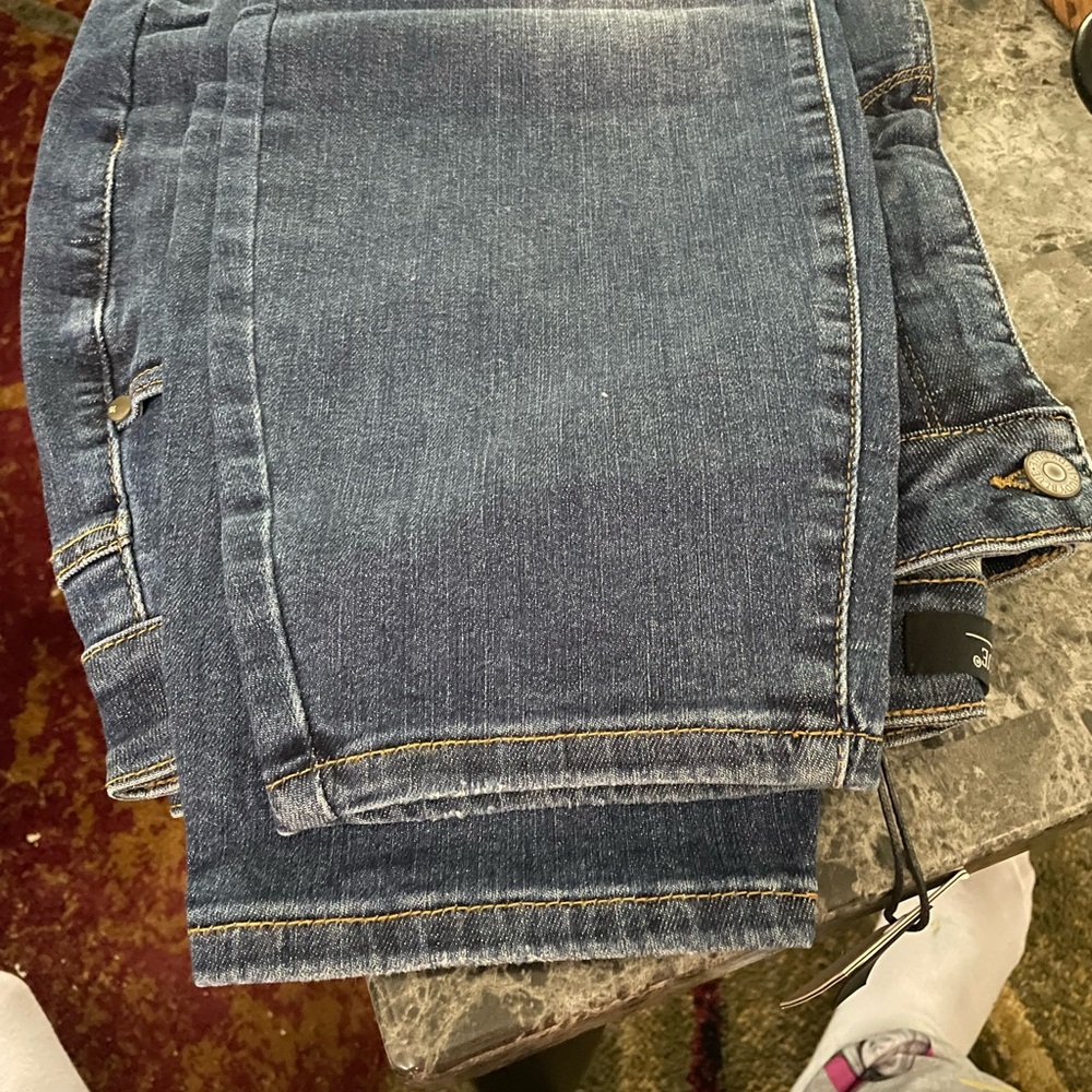 Jeans - Picture 8 of 8